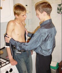 Ton & Andy in the Kitchen gay tube 5ff7aba857013.jpg