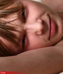 Smooth and shaved Evan enjoys himself boys porn 62a3e8571585a.jpg
