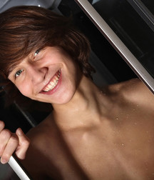 Shower Jens 5a41a35b7fa75.jpg