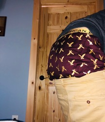 Sagging 5cec7a9cd9d1d.jpg