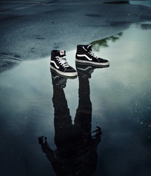 black and white shoes 5ceccdea3502f.jpg