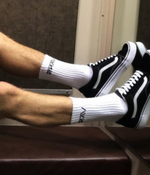 black and white shoes 5ceccdfdf0f1e.png