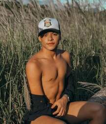 Modelo Brasileiro Gay Tube 5f63bb33cd519.jpg