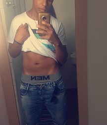 fotos gays 5a45d1351ff83.jpg
