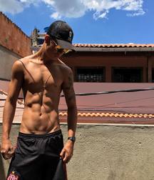 Brazilian twitter 5d8d89124e563.jpg