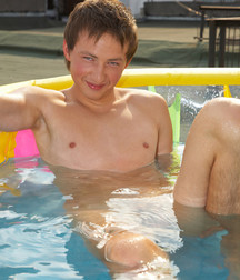 Phillip (GayTeenStudio) Up On The Rooftop 59f6849663a5f.jpg