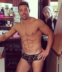 Sexy Sportsmen 59eba3a33f917.jpg