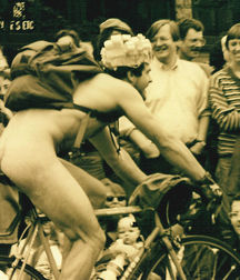 On Wheels 59f7a24c8dbf8.jpg