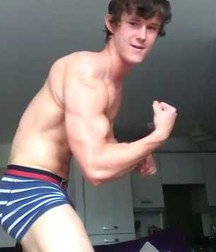 Flexing 59f9ae71e52eb.jpg