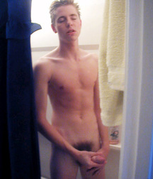 Elijah Evans Superstar3 5dc9d2ee2b5a8.jpg