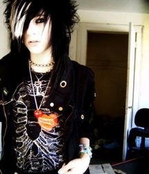 KissMe's Emo Beauty 5a654c59e528b.jpg