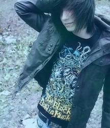 KissMe's Emo Beauty 5a654c865d021.jpg
