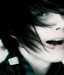 KissMe's Emo Beauty 5a654c92aed69.png