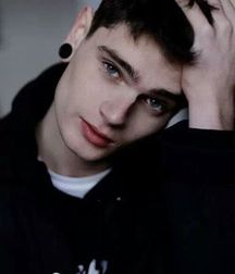 KissMe's BoyBeauty2 5a6e87d745d8d.jpg