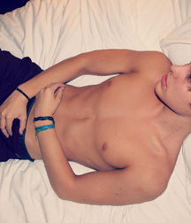 KissMe's BoysBods 5a6ebcc2ecf30.jpg