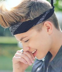 KissMe's PrettiestPt2 5a810f143a49f.jpg