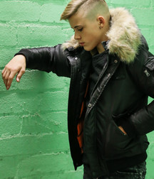 KissMe's BoyMix21 5a83bfd193411.jpg