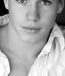 KissMe's BoyFaces345 5a83cfd7d5da8.jpg