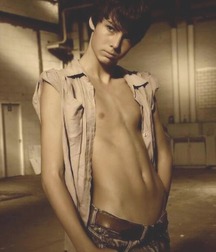 Kissme's Bod101 5a87d879302b4.jpg