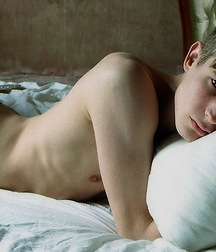 KissMe's ToplessBoys 5a94fedbc8c21.jpg