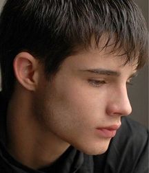 THE BOYISH ACT 59f9e2d26792d.jpg