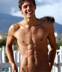 THE BOYISH ACT 59f9e3c0a48b3.jpg