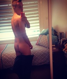 Bum selfies 
