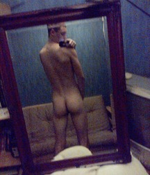 Bum selfies  5a111f3457f60.jpg
