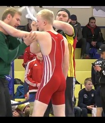 Buff wrestlers  5ad03b6da5fbb.jpg