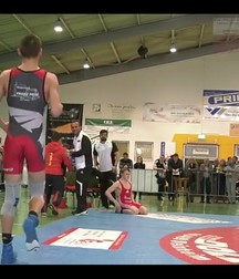 Buff wrestlers  5ad03b89f0450.jpg