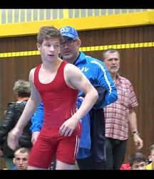 Buff wrestlers  5ad03bbe2bb0f.jpg