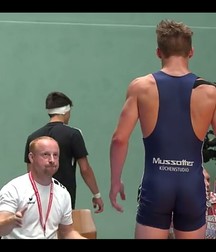 Buff wrestlers 5 5b0e2671e7678.jpg