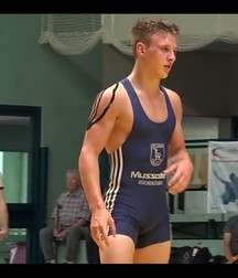 Buff wrestlers 5 5b0e2674b0e74.jpg