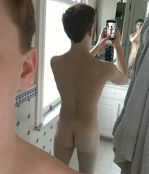 Bum selfies  5b47c4d23d2e9.png