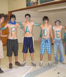 Nice guys 3  5a99da8af0c90.jpg
