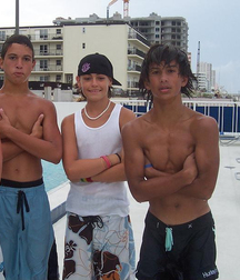 Nice guys 3  5a99da9a4784b.jpg