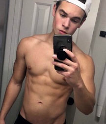 Hot Idols: Ricardo Hurtado
