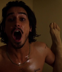 Hot Idols: Avan Jogia 5d94287211665.jpg