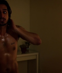 Hot Idols: Avan Jogia 5d9428825a652.jpg