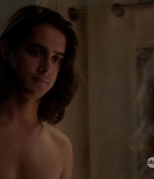 Hot Idols: Avan Jogia 5d9428dad42b3.jpg