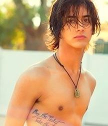 Hot Idols: Avan Jogia 5d9428df28e05.jpg