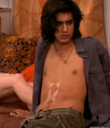 Hot Idols: Avan Jogia 5d9428e35a332.jpg