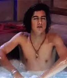 Hot Idols: Avan Jogia 5d9428e60260e.jpg