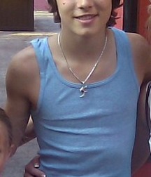 Hot Idols: Leo Howard 5d942ae422e6b.jpg