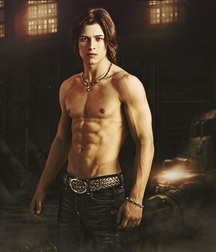 Hot Idols: Leo Howard 5d942af8497a2.jpg