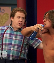 Hot Idols: Leo Howard 5d942b0ef2c03.jpg