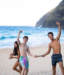 Hot Idols: Ethan Wacker 5d943acebc0cf.jpg