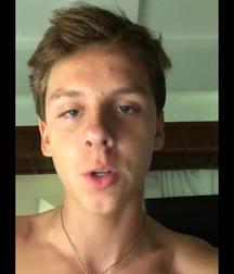 Hot Idols: Jacob Bertrand 5d94c833f14d9.jpg