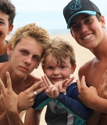 Hot Idols: Jacob Bertrand 5d94c84b75247.jpg