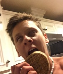 Hot Idols: Jacob Bertrand 5d94c84d45007.jpg